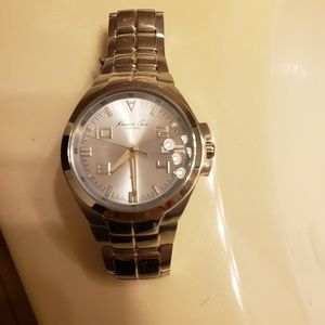 Mens Kenneth Cole watch!